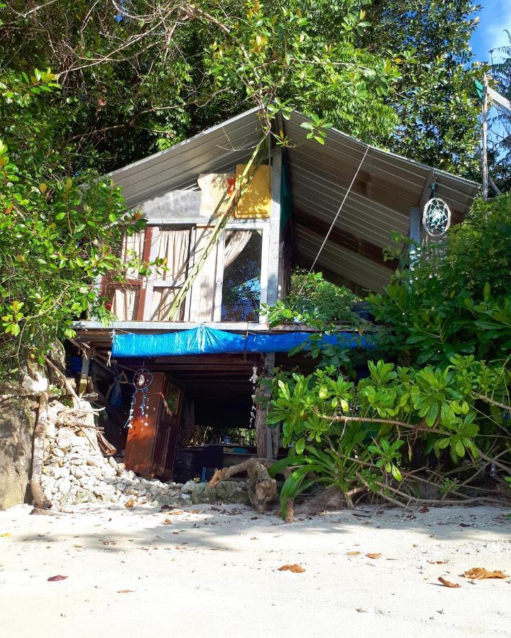 Sumatra Ecolodge Sungaipisang Buitenkant foto